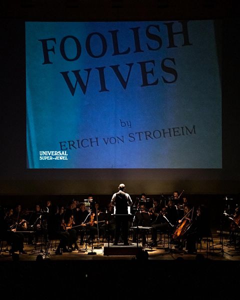 Crítica / Timothy Brock, banda sonora para Foolish Wives - por Ramón García Balado