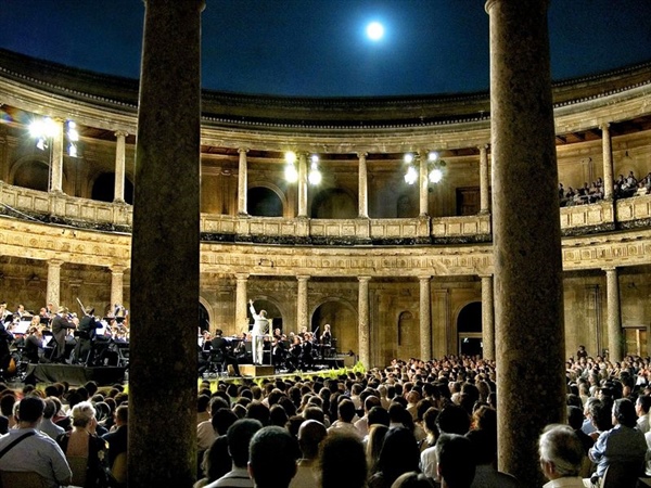 CRÍTICA - Gergiev triunfa en el Festival de Granada